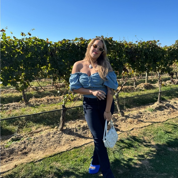 🇺🇸 Meet Your Posher! 🇺🇸 - Picture 9 of 9